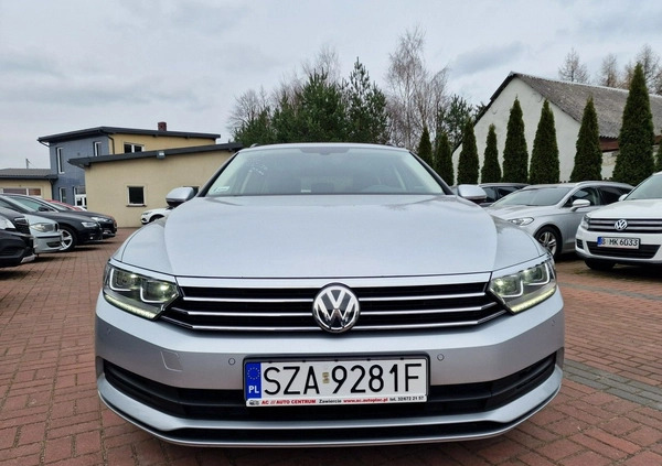 Volkswagen Passat cena 62800 przebieg: 125000, rok produkcji 2018 z Zawiercie małe 596